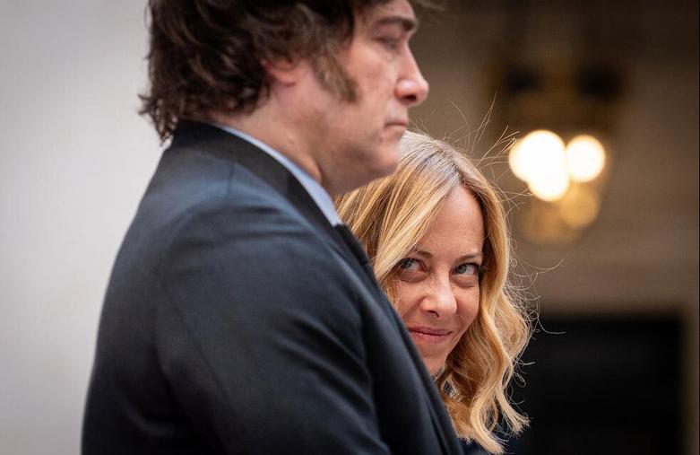 استقبال نخست وزیر ایتالیا از رئیس جمهوری آرژانتین