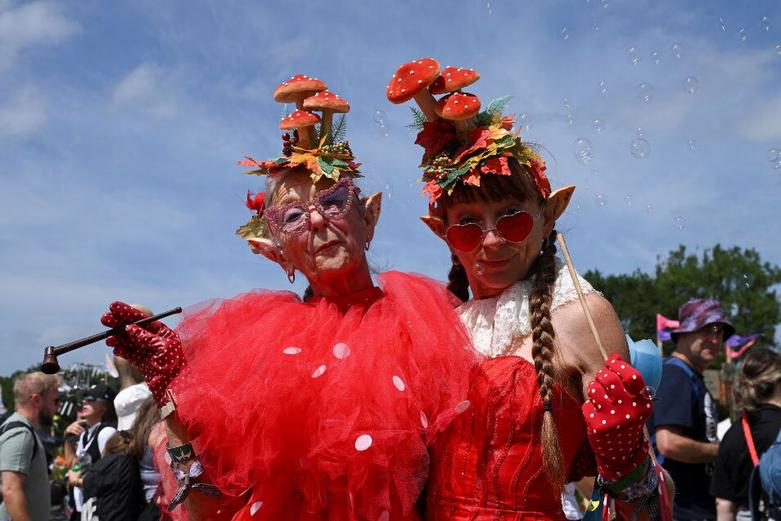جشنواره موسیقی"گلاستنبری"