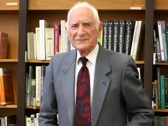 سبک زندگی که عمر را طولانی میکند: توصیههای یک پزشک 101ساله راز طول عمر دکتر 110 ساله