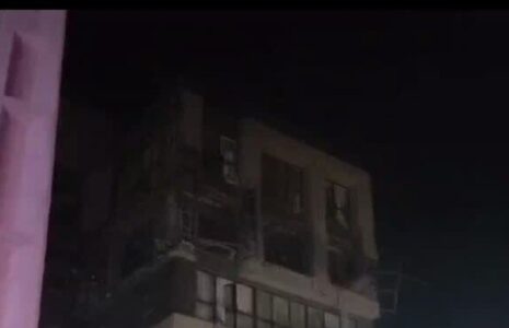 حمله اسرائیل به طبقاتی از یک ساختمان در قم/ نوجوانی شهید شد/ فیلم