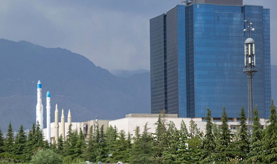 خدمات بانکی بدون اختلال ادامه دارد خدمات بانکی