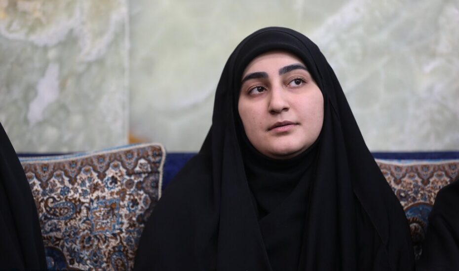 واکنش زینب سلیمانی به تهدید رهبر انقلاب زینب سلیمانی
