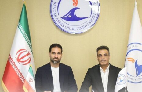 ابراهیم صادقی سرمربی نفت شد صادقی