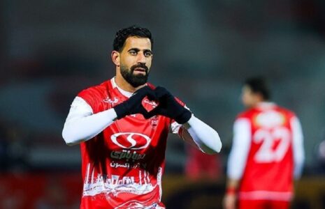 قرارداد مدافع پرسپولیس تمدید شد