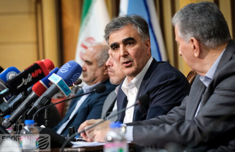 فرزین: تزریق اسکناس 50 درصدی افزایش یافت محمد رضا فرزین