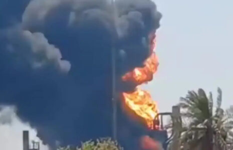 دلیل آتش سوزی پالایشگاه آبادان اعلام شد آتش سوزی پالایشگاه آبادان