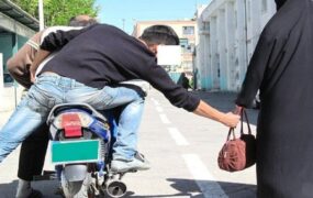 دستگیری سارقان موبایل‌قاپ