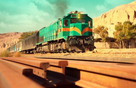 پیش فروش بلیطهای قطار اربعین آغاز شد قطار راه آهن
