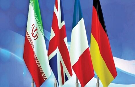 مذاکرات ایران و 3 کشور اروپایی تا دقایقی دیگر آغاز می شود