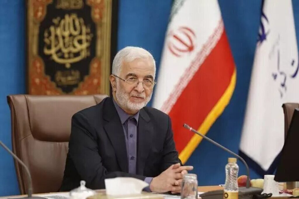 مومنی