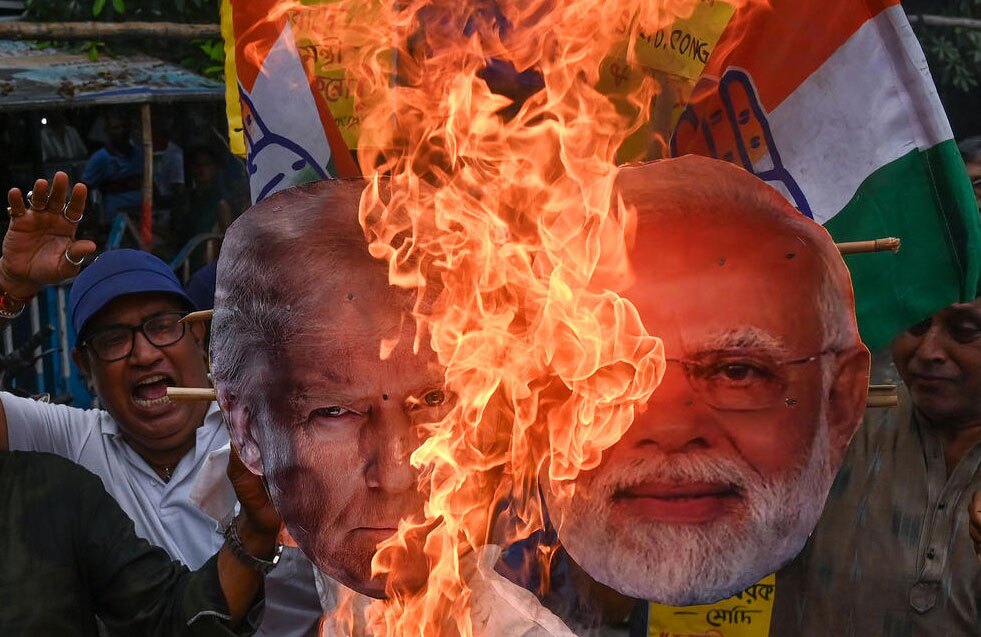 اعتراضات به وضع تعرفه 25 درصدی بر کالاهای هندی