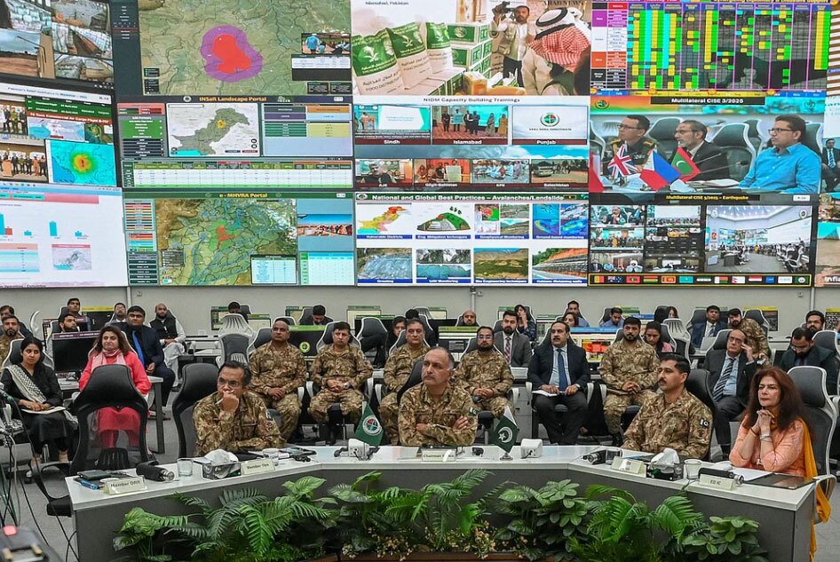 نشست مخبری رئیس سازمان مدیریت بحران پاکستان