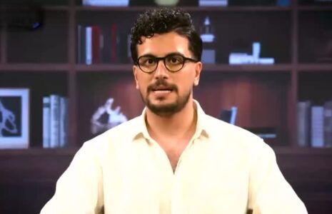 امیر حسین قیاسی در کنار سیدنی و جورجینا امیر حسین قیاسی