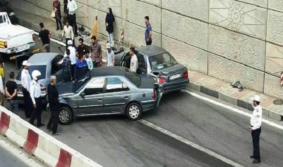 تصادف زنجیره‌ای