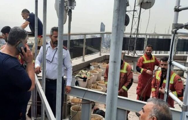 سقوط بالابر نما در خیابان ولیعصر