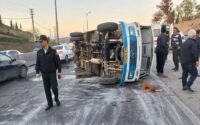 واژگونی مینی‌بوس