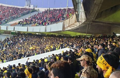 هواداران پرسپولیس و سپاهان درگیر شدند پرسپولیس و سپاهان