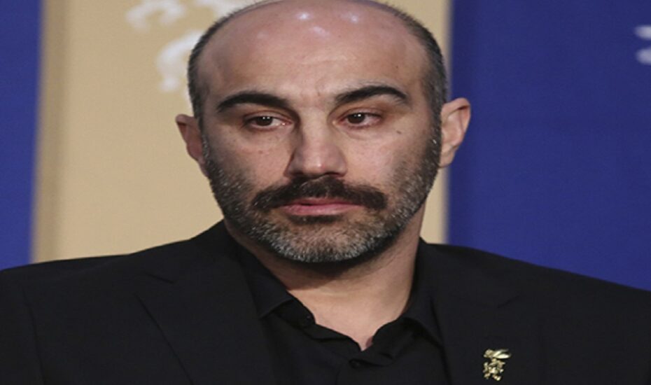 پست محسن تنابنده درباره شرایط ایران؛ «پا دراز کردن حرومه» پست محسن تنابنده درباره شرایط ایران