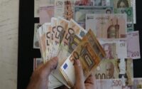 ارز قاچاق دینار تقلبی