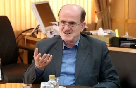 مهرداد لاهوتی