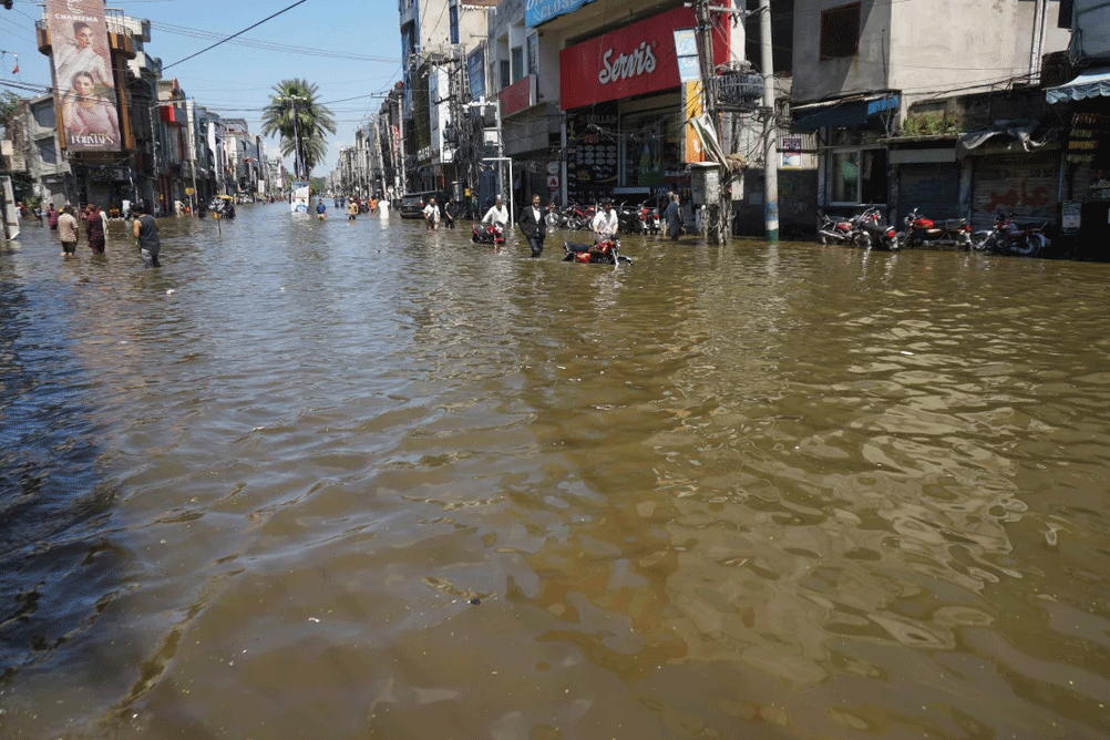 سیل در گجرات پاکستان
