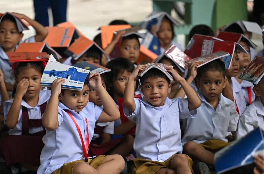 دیدنی های امروز؛ از اوضاع غزه تا ترور پرحاشیه در آمریکا مانور زلزله در مدارس ابتدایی فیلیپین