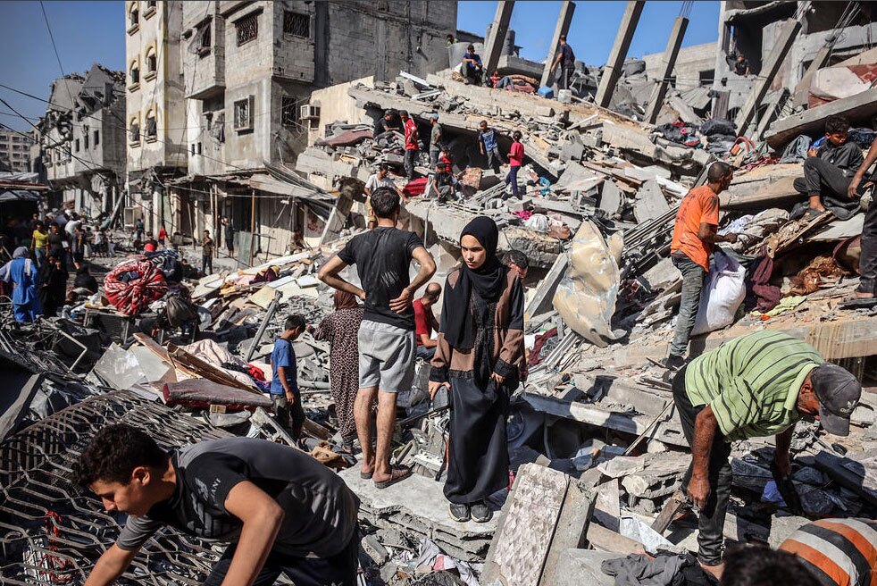 دیدنی های امروز؛ از اوضاع غزه تا ترور پرحاشیه در آمریکا بمباران خانه های مردم در اردوگاه الشاطی