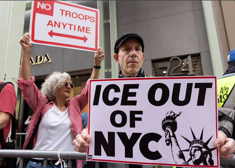 تجمع مخالفان سیاست های ضدمهاجرتی ترامپ