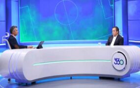 عادل فردوسی‌پور قرارداد ۱۳ میلیاردی استقلال