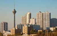 قیمت آپارتمان در غرب و شرق تهران