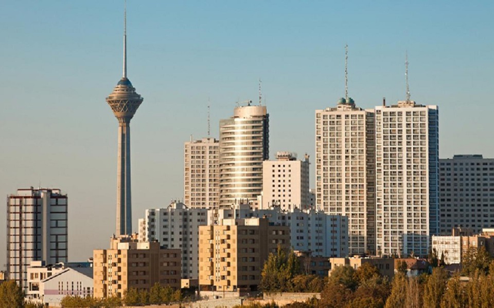 قیمت آپارتمان در غرب و شرق تهران