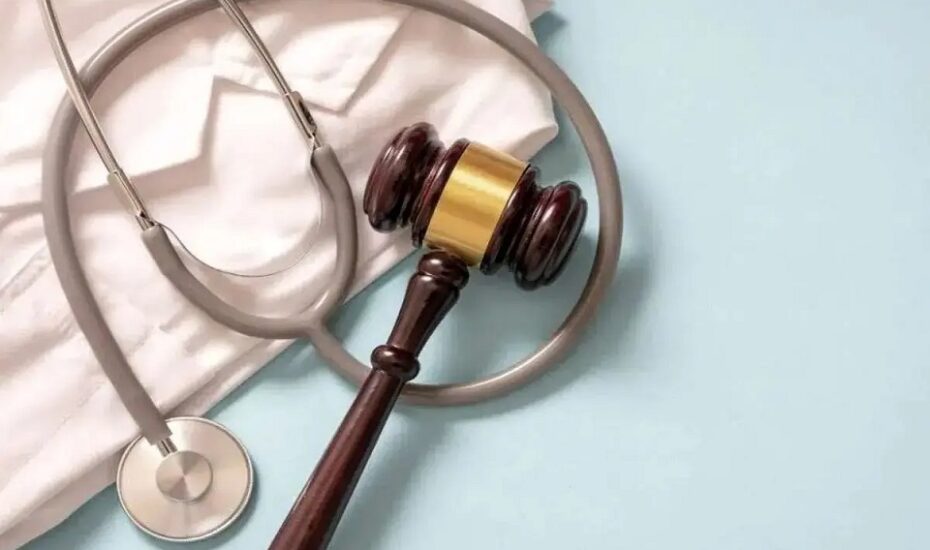 جراحی‌های غیرمجاز و اجاره جواز مطب سلامت