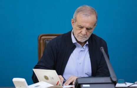 رئیس جمهور قهرمانی تیم ملی کشتی فرنگی را تبریک گفت پزشکیان