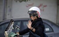 پلیس موتورسواری بانوان گواهینامه