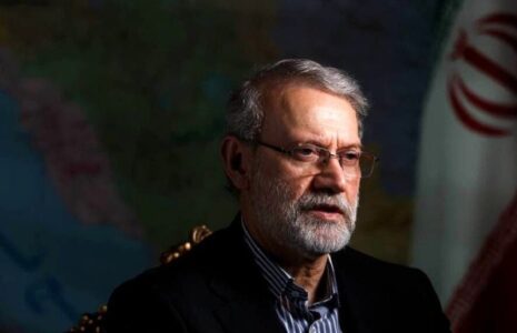 پیغام لاریجانی به ترامپ: مراقب حرف زدنتان باشید!
