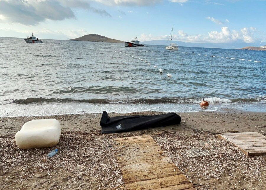 دیدنی های امروز؛ از جنگ اوکراین تا یادبود آن در کره شمالی بیرون کشیدن اجساد پناهجویان غرق شده در ساحل "بودروم" ترکیه