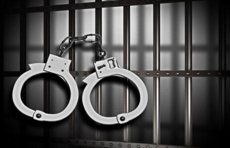 سوپر استار سینما به اتهام تجاوز دستگیر شد بازداشت