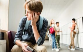 زنگ تفریحِ بی‌صدا