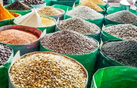 حبوبات ارزان شد؛ لوبیا چیتی نفس تازه کشید! قیمت حبوبات