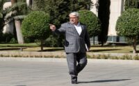 پاسخ دبیر هیئت دولت درباره قیمت بنزین/ فیلم پاسخ دبیر هیئت دولت درباره قیمت بنزین