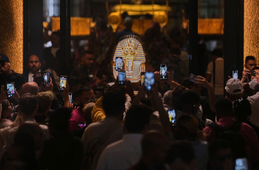 دیدنی های امروز؛ از جشن پیروزی شهردار جدید نیویورک تا افتتاح موزه جدید مصر مراسم افتتاح موزه جدید در مصر