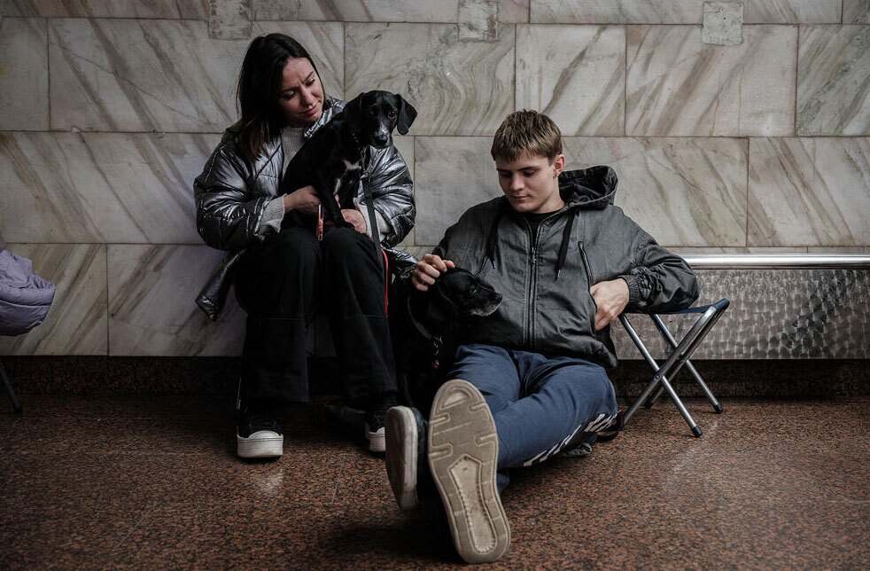 دیدنی های امروز؛ از سیل غزه تا پرتاب ماهواره های استارلینک حمله سنگین موشکی و پهپادی روسیه به پایتخت اوکراین