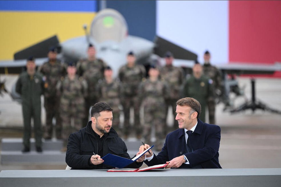 امضای توافقنامه خرید جت های جنگنده رافائل فرانسوی