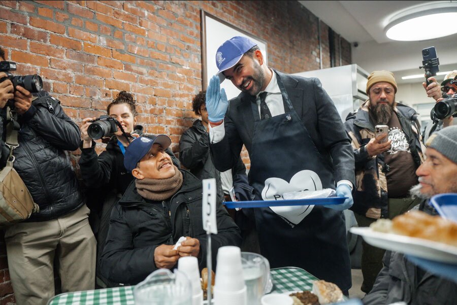 دیدنی های امروز؛ از دیدار بن سلمان با ترامپ تا اسکلت 3 میلیون دلاری یک بچه دایناسور "زهران ممدانی"، شهردار منتخب نیویورک