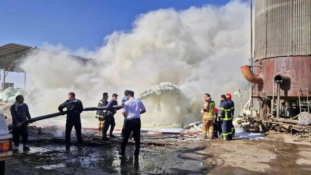 آتشسوزی در شرکت پالایش نفت پارسیان ایوانکی/ عکس شرکت پالایش نفت پارسیان ایوانکی