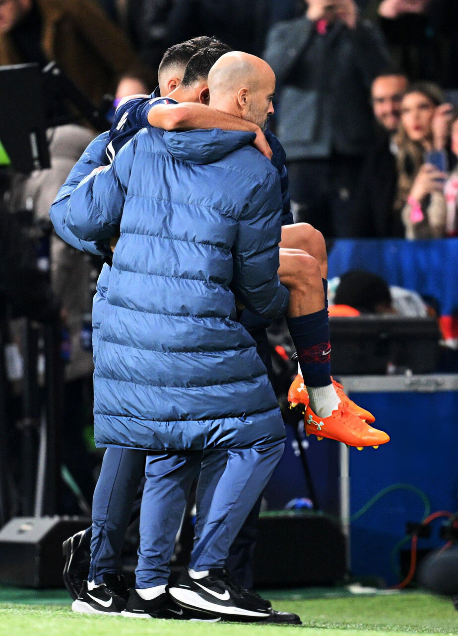 بدترین حادثه هفته چهارم لیگ قهرمانان اروپا/ تصاویر هفته چهارم لیگ قهرمانان اروپا