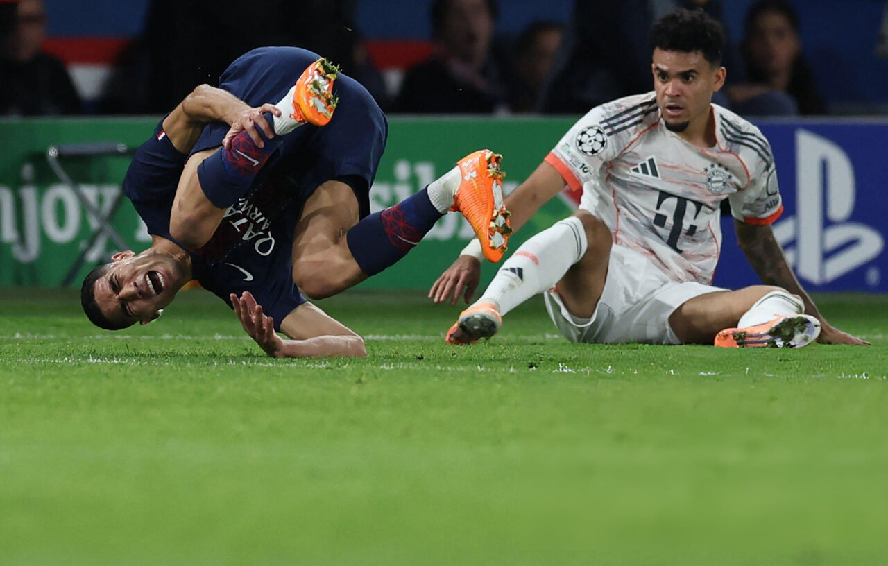 بدترین حادثه هفته چهارم لیگ قهرمانان اروپا/ تصاویر هفته چهارم لیگ قهرمانان اروپا