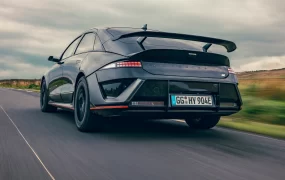 هیوندای آیونیک ۶ N