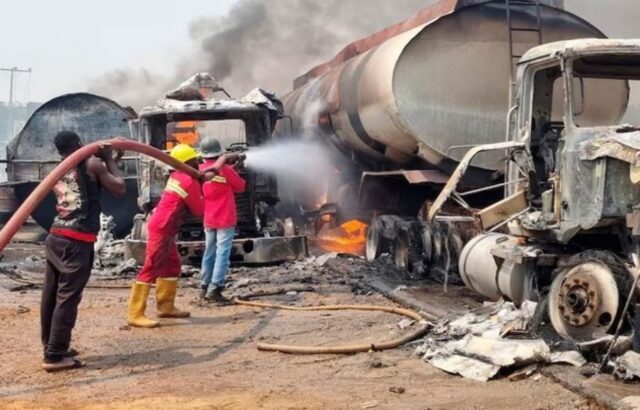 انفجار تانکر سوخت در جاده فرودگاه یزد