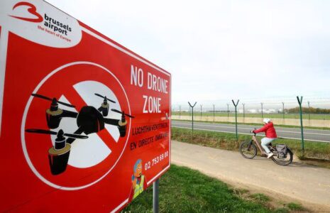 هجوم پهپادها به آسمان اروپا/ لندن به کمک بروکسل میرود تجهیزات انگلیسی